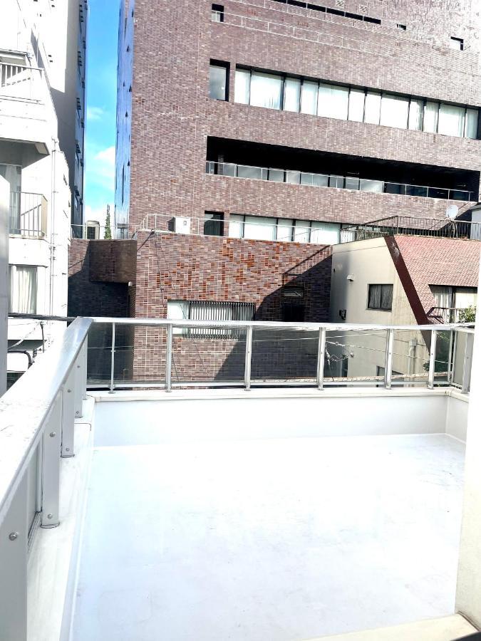 Small Villa Tokyo 渋谷まで2駅10分 青山一丁目駅徒歩3分一軒家ペット歓迎お子様歓迎駐車場あり6人までok Exterior foto